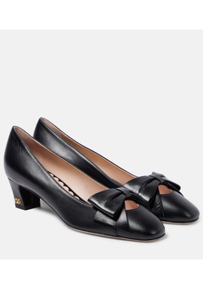 Valentino Garavani Bowow 45 leather pumps