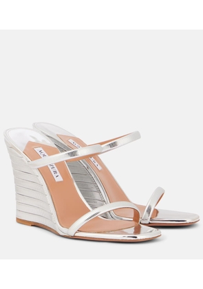 Aquazzura Riviera Chain 95 faux leather wedge sandals