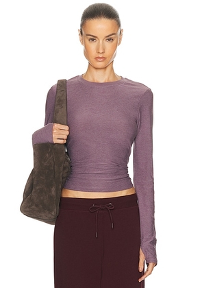 Beyond Yoga Featherweight Long Sleeve Top in Soft Violet Dusk Heather - Purple. Size M (also in S, XS).