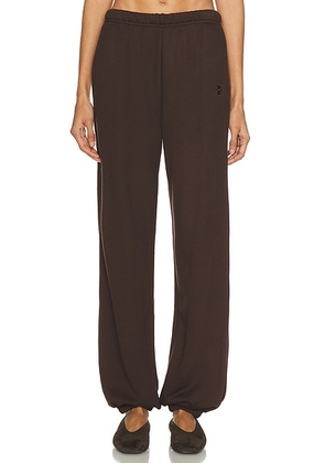 Eterne Boyfriend Pocket Sweatpant in Espresso - Brown. Size L (also in M, S, XL, XS).