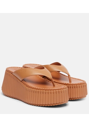 Chloe Nama 80 leather platform thong sandals