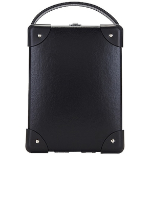 Globe-Trotter 3 Slot Watch Case 16x22.5x9cm in Black & Black - Black. Size all.