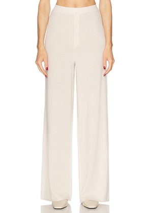 Guest In Residence Everywear Pant in Cream - Cream. Size M (also in ).