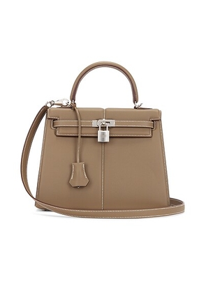 hermes Hermes Swift Kelly Padded Sellier 25 Handbag in Etoupe - Grey. Size all.