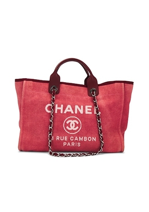 chanel Chanel Large Deauville Shopping Tote Bag in Pink - Pink. Size all.