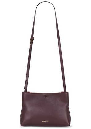 Givenchy Day Flat Pochette Bag in Burgundy - Burgundy. Size all.
