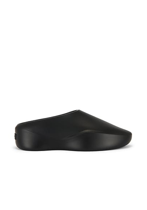 Fear of God Eva Runner Slipper in Eva Black - Black. Size 39 (also in 43, 42, 45, 40, 41).