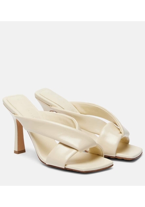 Bottega Veneta Riva 90 leather thong sandals