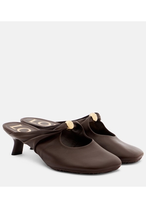Loewe Pebble 45 leather mules