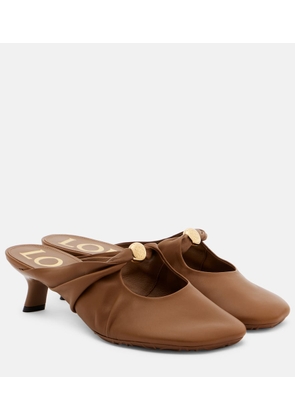 Loewe Pebble 45 leather mules