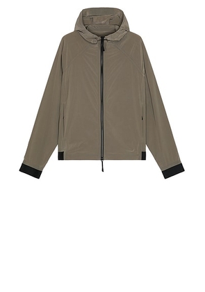 Moncler Kurz Jacket in Taupe - Nude. Size 2 (also in ).