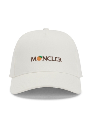 Moncler Genius X Gilga Farm By Donald Glover Baseball Cap in White - White. Size all.