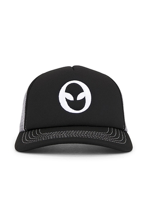 No Problemo Alien-O Trucker Cap in Black - Black. Size all.