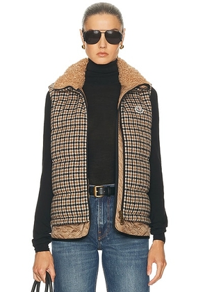 Moncler Touvet Vest in Grey - Tan. Size 3/L (also in ).