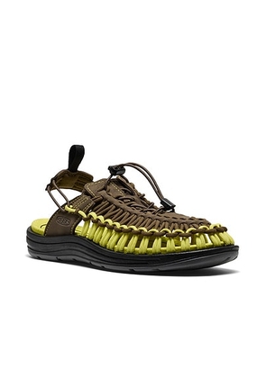 Metalwood Studio x Keen Uneek Ii Convertible Sandal in Canteen & Limeade - Brown. Size 10.5 (also in 8.5, 11).