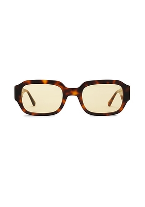 MESSYWEEKEND Downey Sunglasses in Tortoise & Yellow - Brown. Size all.