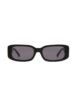 MESSYWEEKEND Roxie Sunglasses in Black & Grey - Black. Size all.