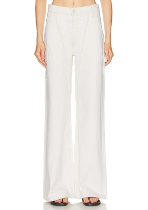 MOTHER The Chisel Sneak Jeans in Natural Selection - White. Size 23 (also in 24, 25, 26, 27, 28, 29, 30, 31, 32, 33, 34).