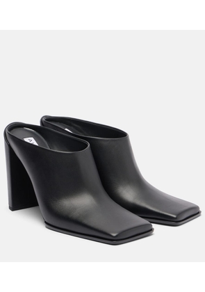 Alaia 90 leather mules