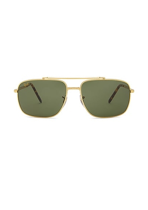 Ray-Ban Sunglasses in Gold & Black in Legend Gold - Black. Size all.