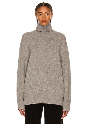 The Row Stepny Sweater in Grey Melange - Grey. Size L (also in ).