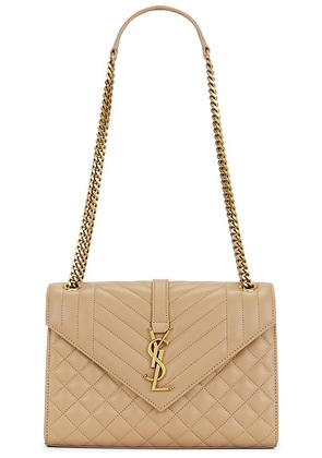Saint Laurent Medium Envelope Chain Bag in Dark Toffee - Beige. Size all.