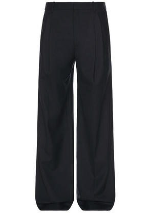Saint Laurent Pantalon Taille Haute 2 Plis Fit Allure in Marine Fonce - Navy. Size 50 (also in 52).