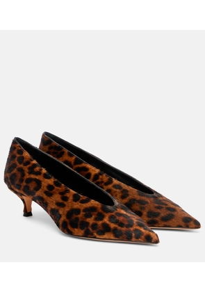 Le Monde Beryl Leopard-print calf hair pumps