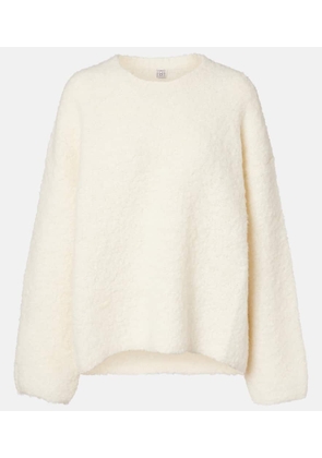 Toteme Oversized alpaca and wool-blend boucle sweater
