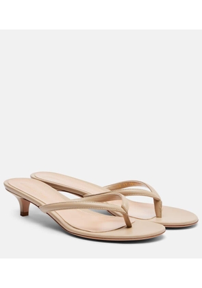 Gianvito Rossi Calypso 35 leather thong sandals