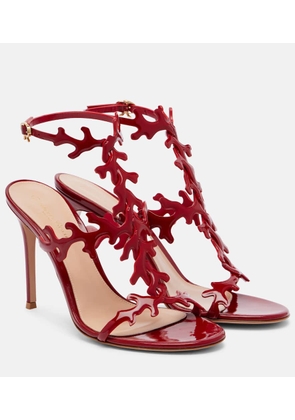 Gianvito Rossi 95 patent leather sandals