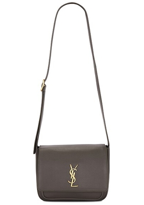 Saint Laurent Niki Besace Bag in Light Musk - Brown. Size all.