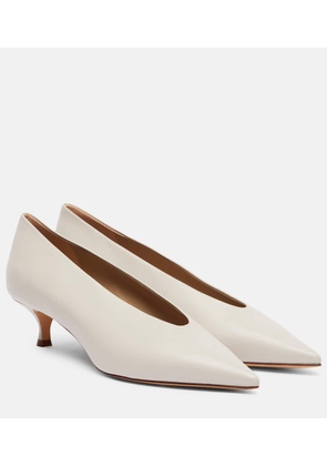Le Monde Beryl Babouche leather pumps