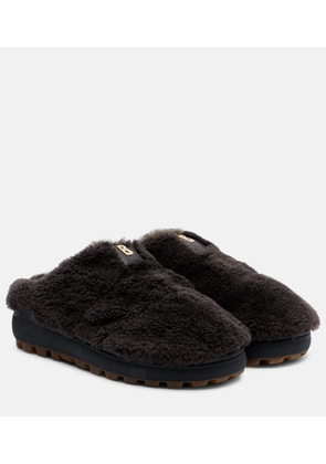 Bogner Chamonix shearling clogs