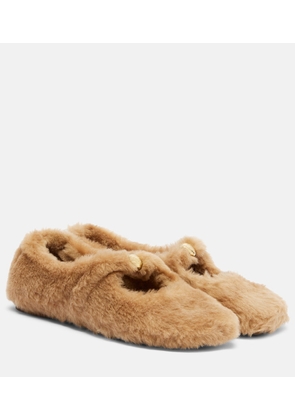 Loewe Pebble Soft shearling ballet flats