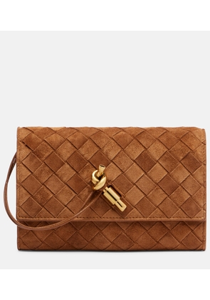 Bottega Veneta Andiamo Intrecciato Mini pouch with strap