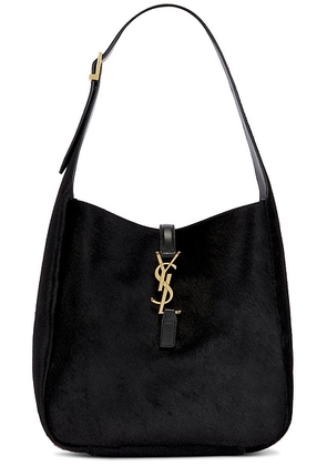 Saint Laurent Small Le 5 A 7 Supple Shoulder Bag in Nero. Size all.