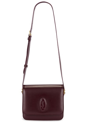 Saint Laurent Medium Le 61 Besace Bag in Hot Wine - Wine. Size all.