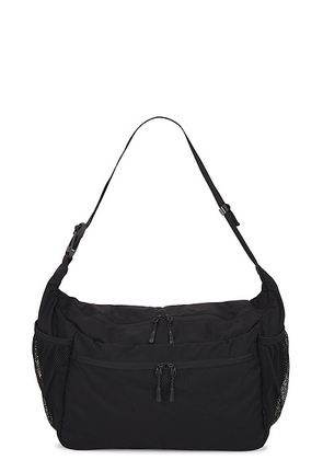 Snow Peak Everyday Use Middle Shoulder Bag in Black - Black. Size all.