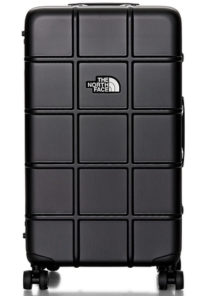 The North Face All Weather 4-Wheeler 30' in TNF Black & TNF White - Black. Size all.