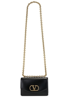 Valentino Garavani Small Shoulder Bag in Nero - Black. Size all.