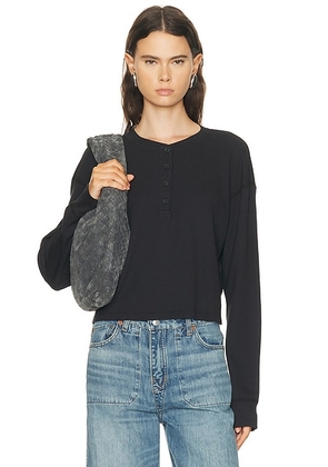 RE/DONE Boxy Waffle Henley Top in Washed Black - Black. Size L (also in XS, S, M).
