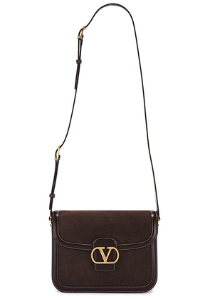 Valentino Garavani 9TO5 Shoulder Bag in Testa Di Moro & Oak Brown - Brown. Size all.