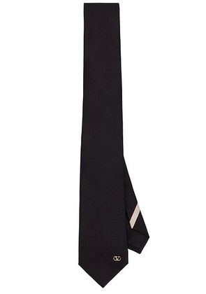 Valentino Garavani V Logo Tie in Nero & Oro - Black. Size all.