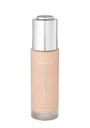 Trish Mcevoy Gorgeous Foundation - 1