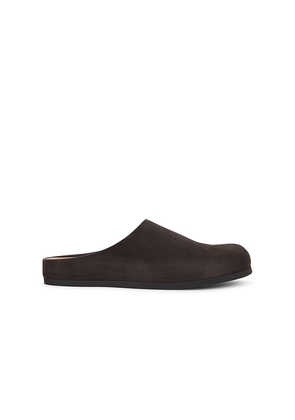 Common Projects Clog in Brown. Size 41. Also in 42, 43.