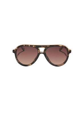 DIFF EYEWEAR Tosca III Sunglasses in Brown.