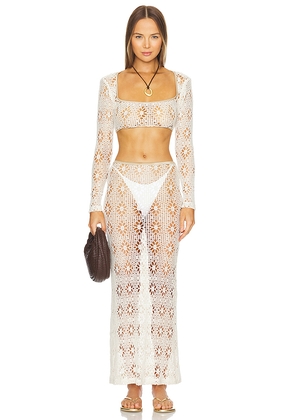 DELFI Layla Set in Cream. Size L. Also in M.