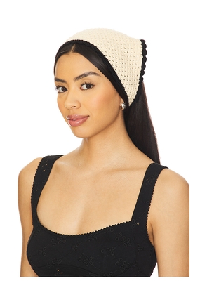 GUIZIO Knit Bandana in Cream.