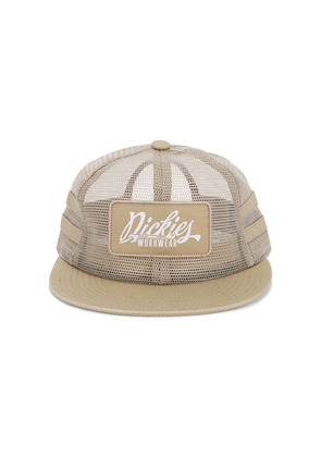 Dickies Unconstructed Wrench Full Mesh Cap in Nude.